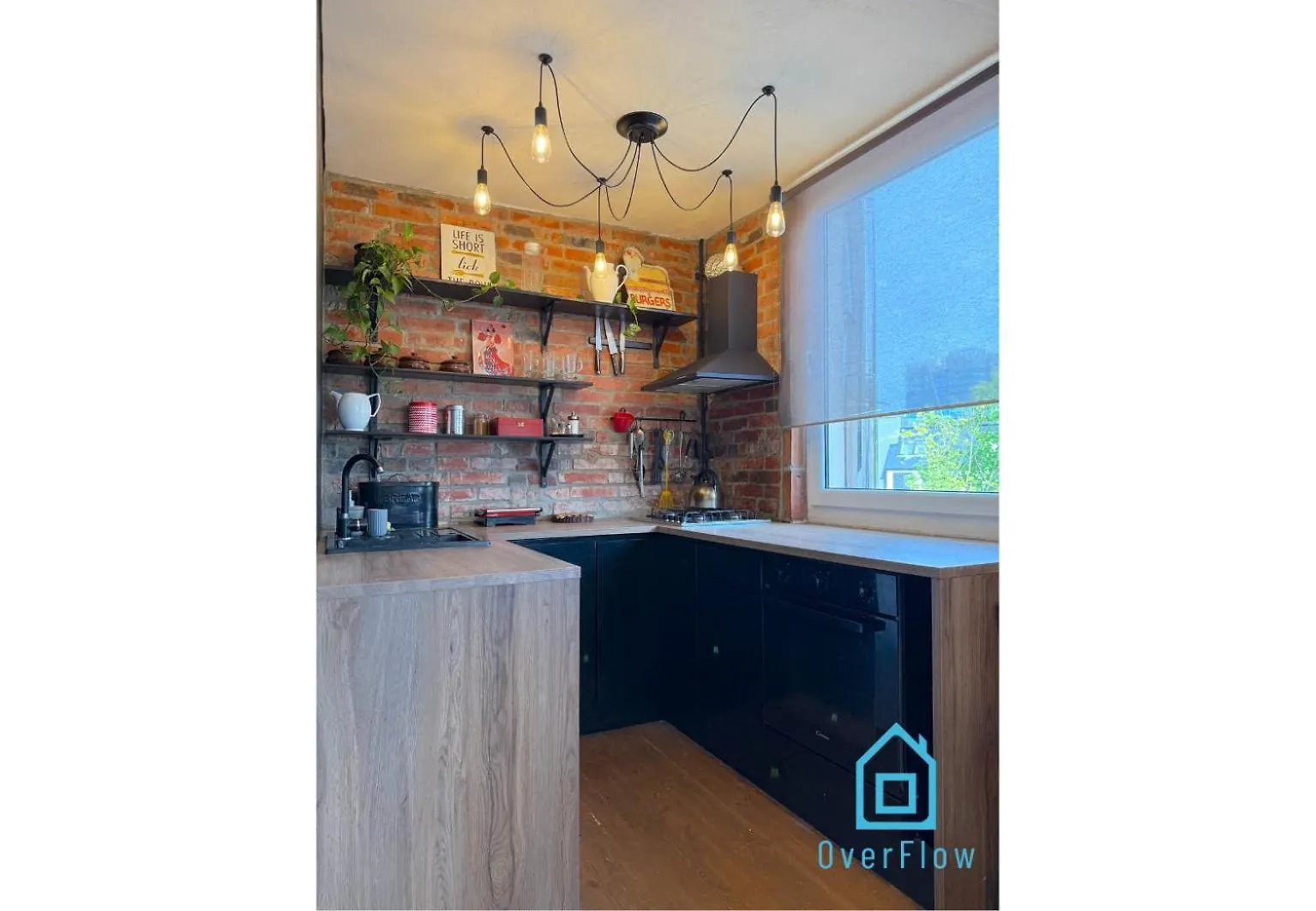 Vinyl Room - Charming Place, 15 Minutes To Gdansk Old Town & Seaside Homestay